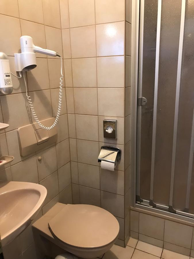 Gasthof Stern Hotel Грединг Екстериор снимка